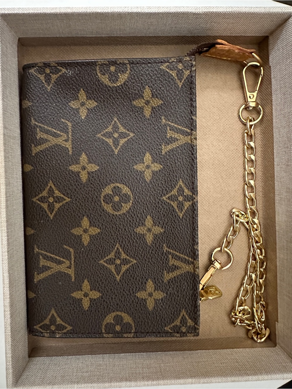 Louis Vuitton Monogram Canvas Brown and Tan Pouch - Picture 6 of 6